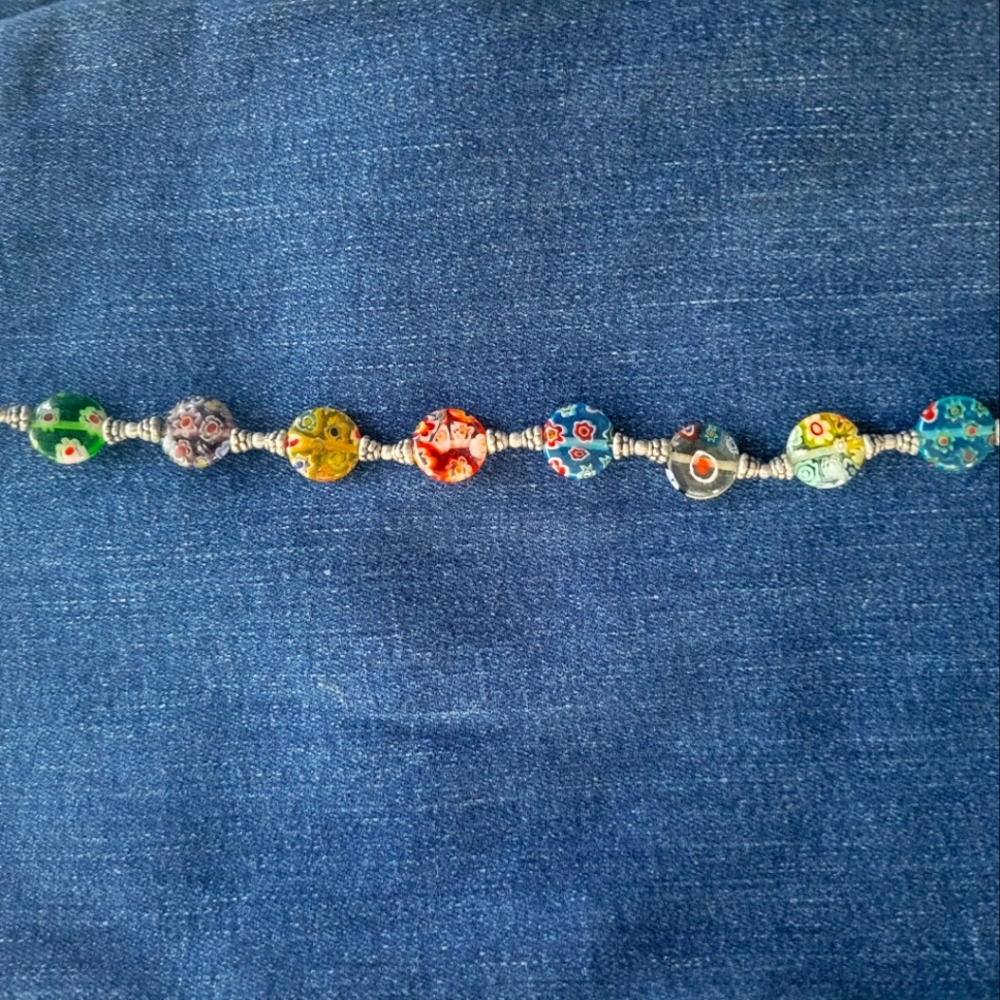 Glass bead bracelet